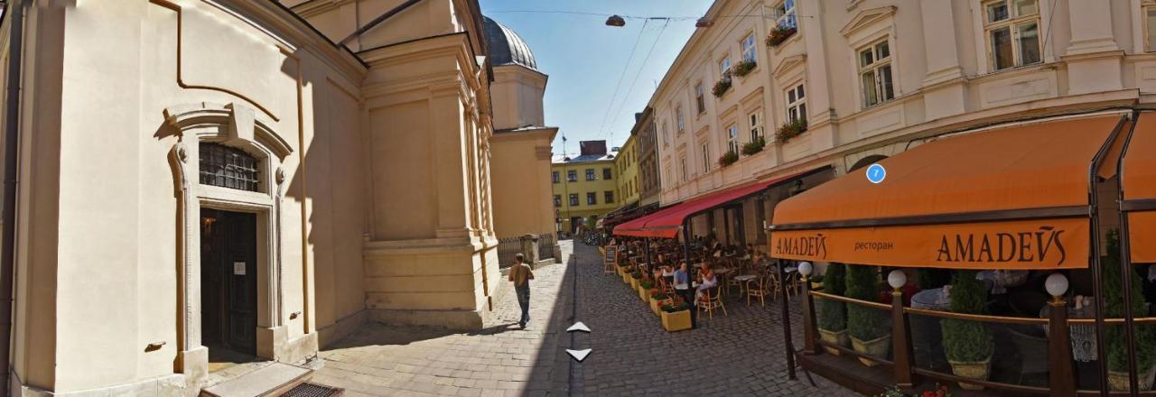 Apartments In The Historical Centre - リヴィウ エクステリア 写真